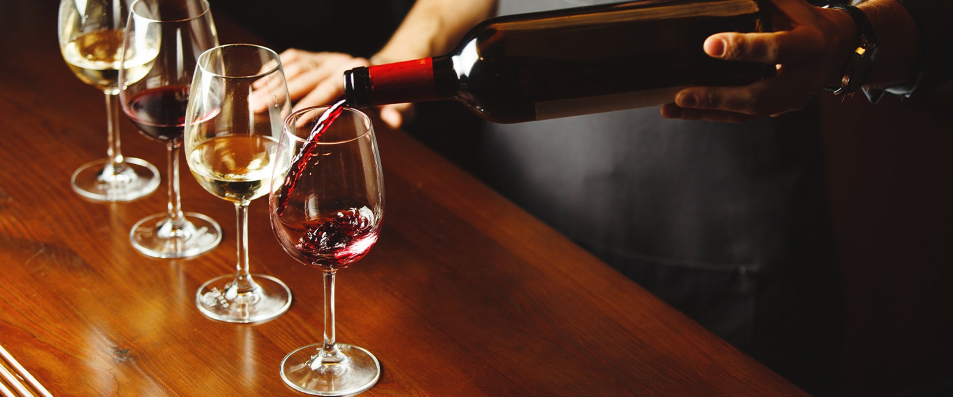 The Ultimate Guide to Wine: From Varietals to Tasting Skills